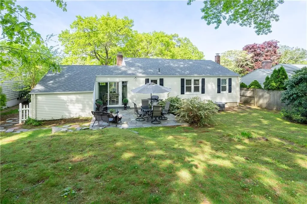 33 Perennial Drive Cranston RI 02920