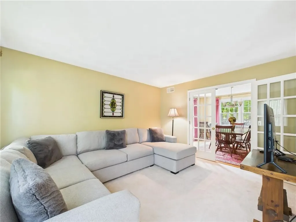 309 Blue Ridge Road Warwick RI 02886