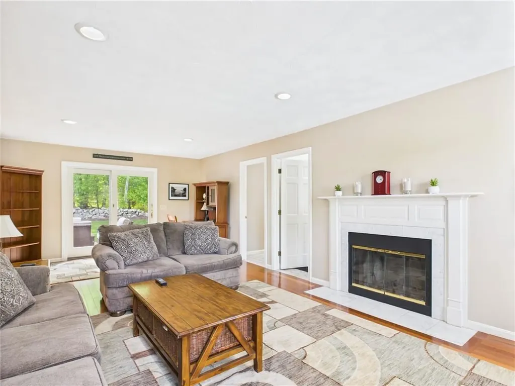 309 Blue Ridge Road Warwick RI 02886
