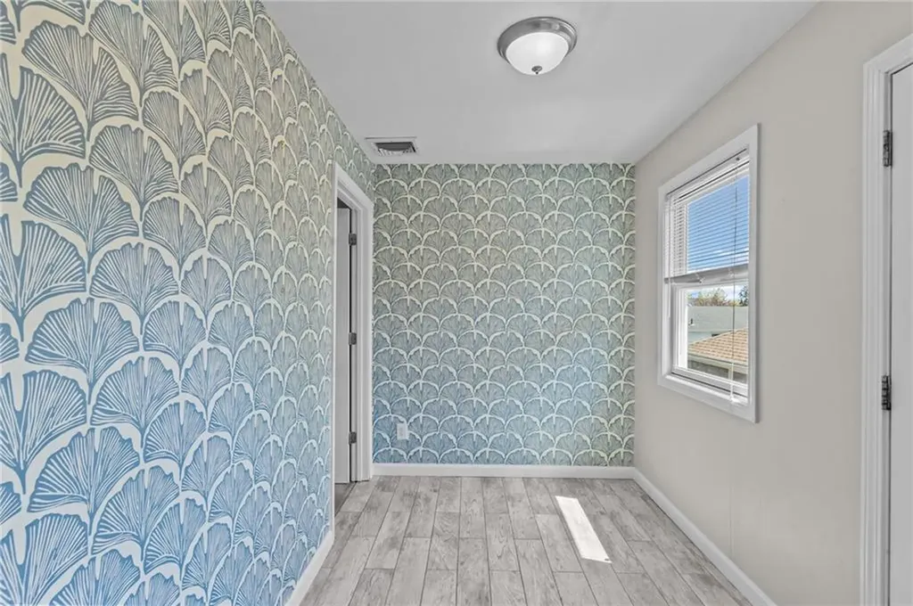 43 Huxley Avenue Providence RI 02908