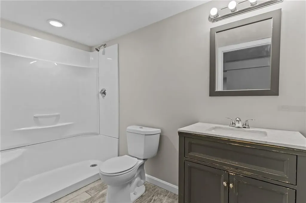43 Huxley Avenue Providence RI 02908