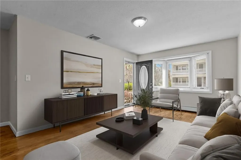 43 Huxley Avenue Providence RI 02908