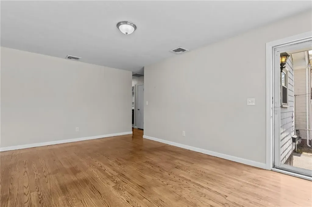 43 Huxley Avenue Providence RI 02908