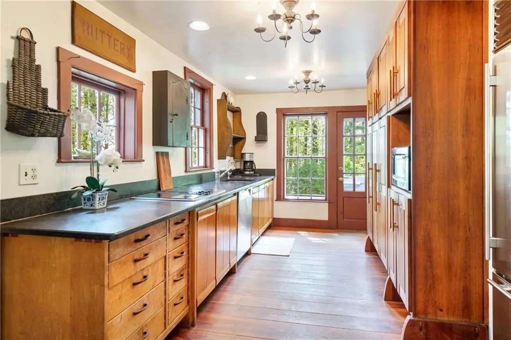 4 Torrey Road Cumberland RI 02864