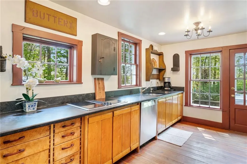 4 Torrey Road Cumberland RI 02864