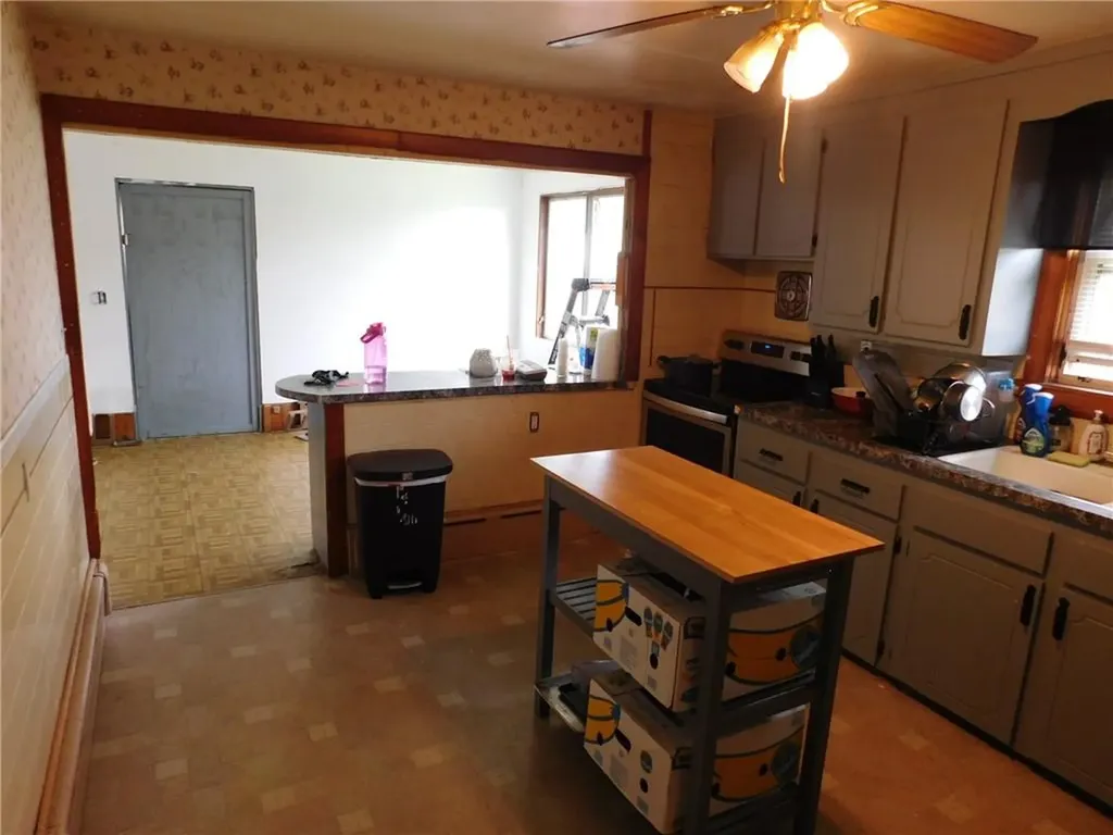 93 Gough Avenue West Warwick RI 02893