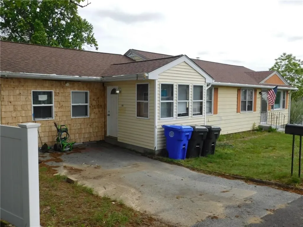 93 Gough Avenue West Warwick RI 02893