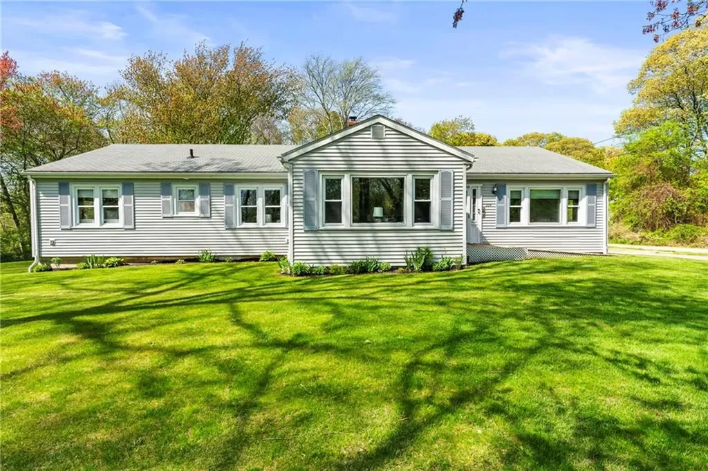 304 Post Road Westerly RI 02891