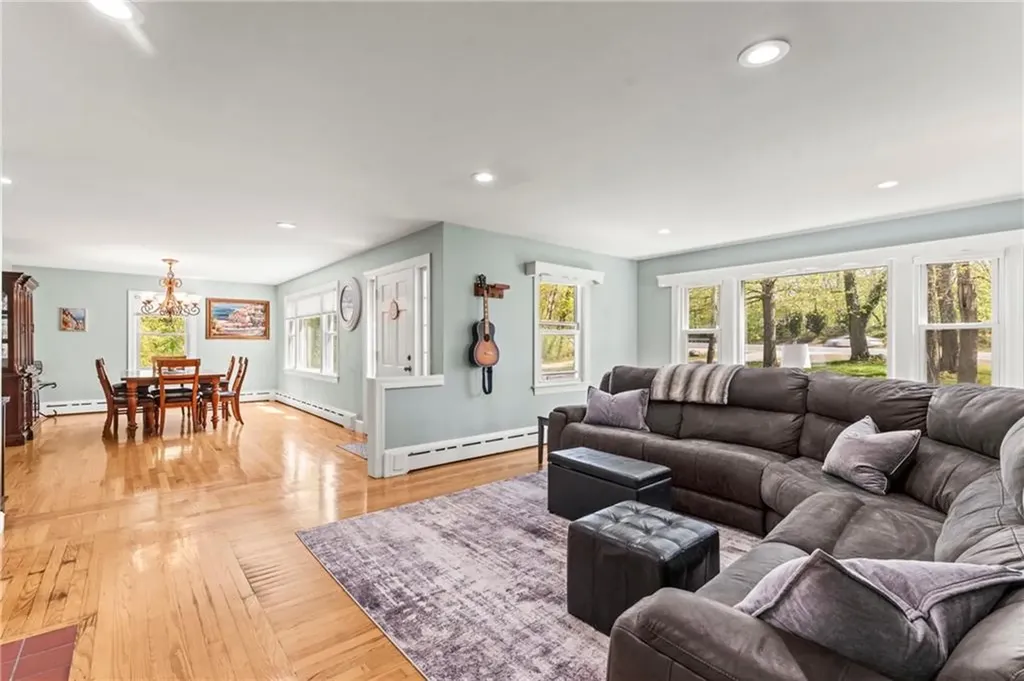 304 Post Road Westerly RI 02891