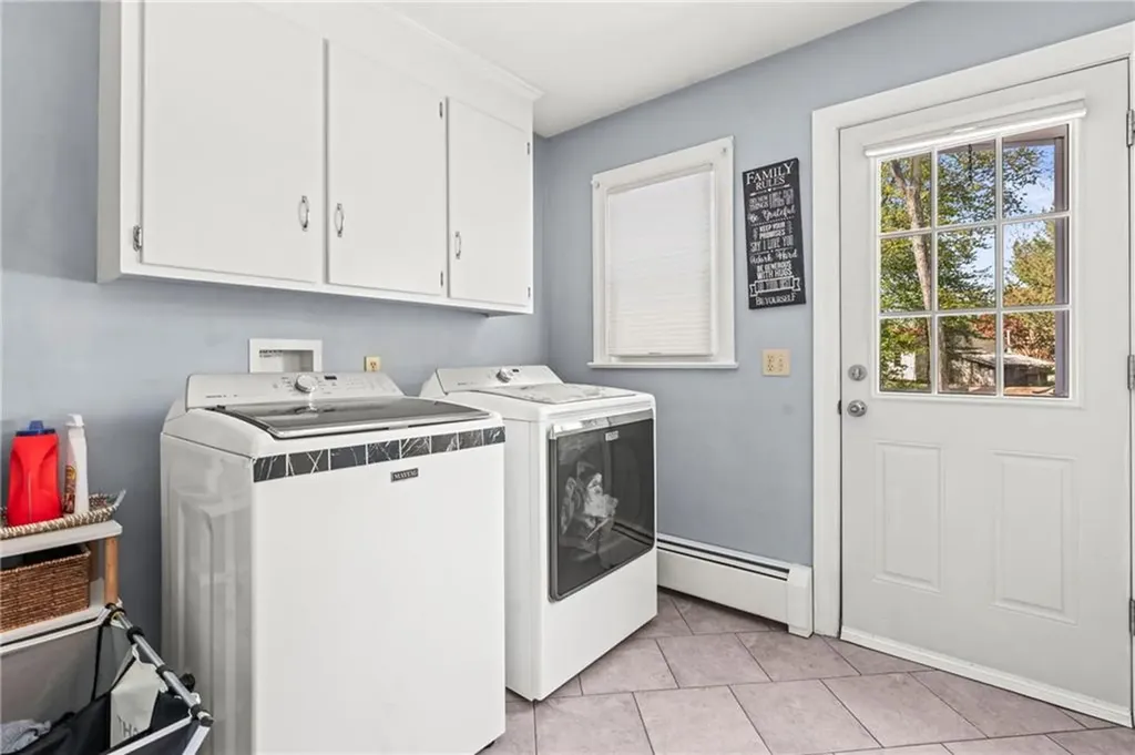 304 Post Road Westerly RI 02891