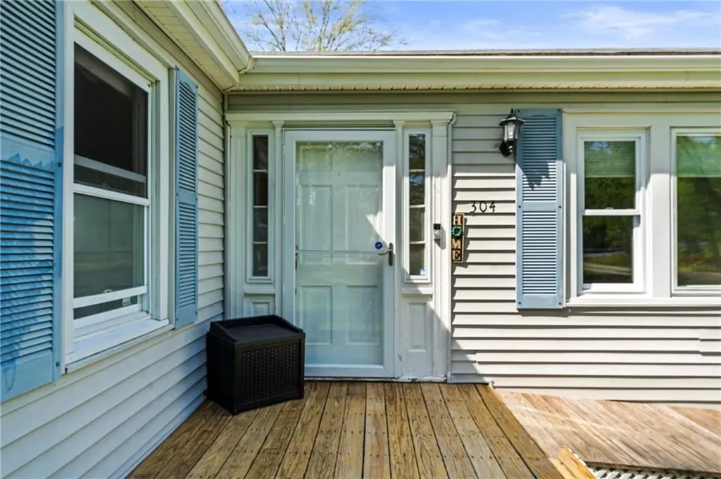 304 Post Road Westerly RI 02891