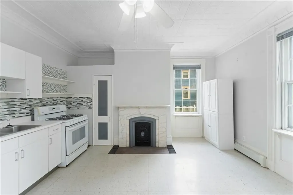 33 Liberty Street Warren RI 02885