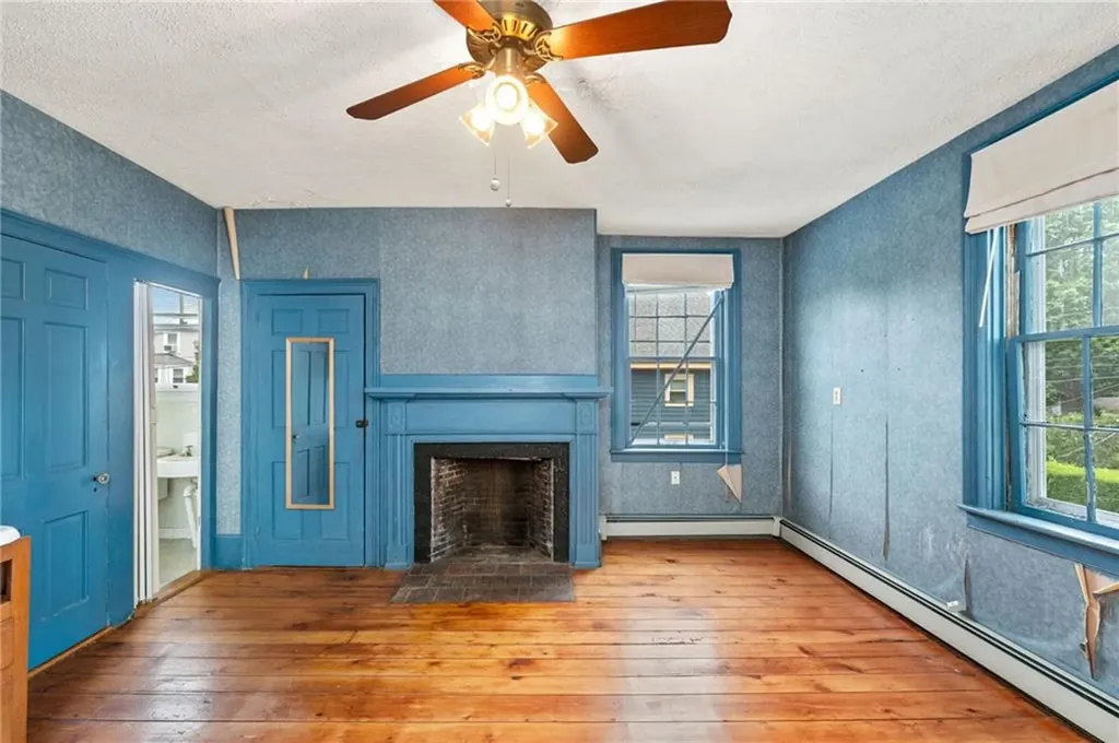 33 Liberty Street Warren RI 02885