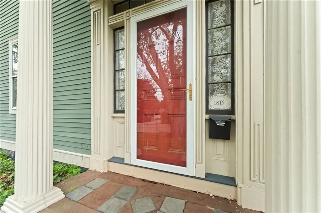 33 Liberty Street Warren RI 02885