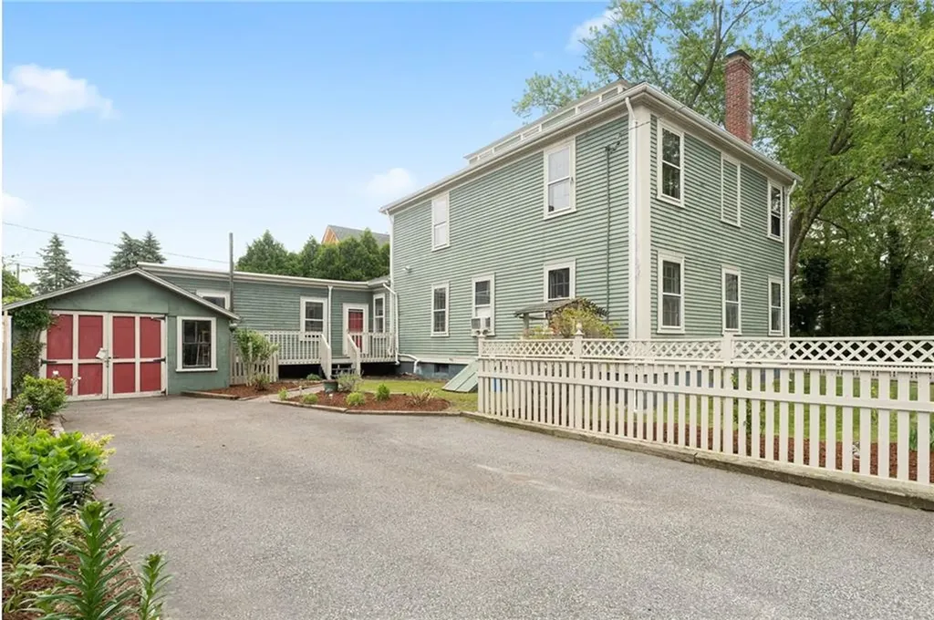 33 Liberty Street Warren RI 02885