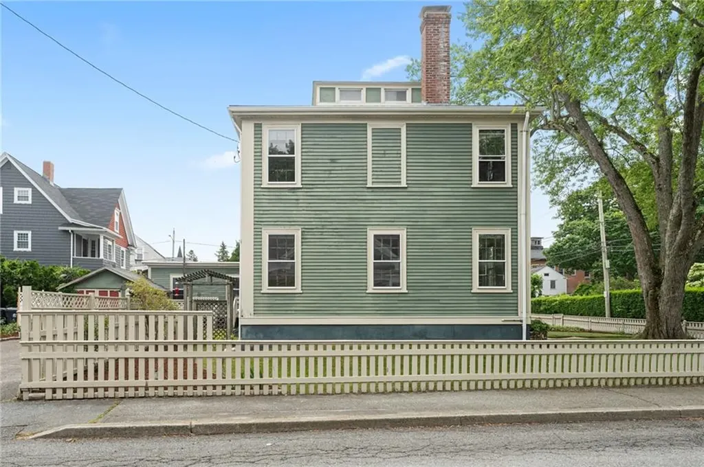 33 Liberty Street Warren RI 02885