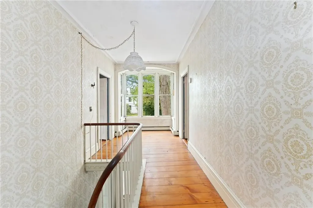 33 Liberty Street Warren RI 02885