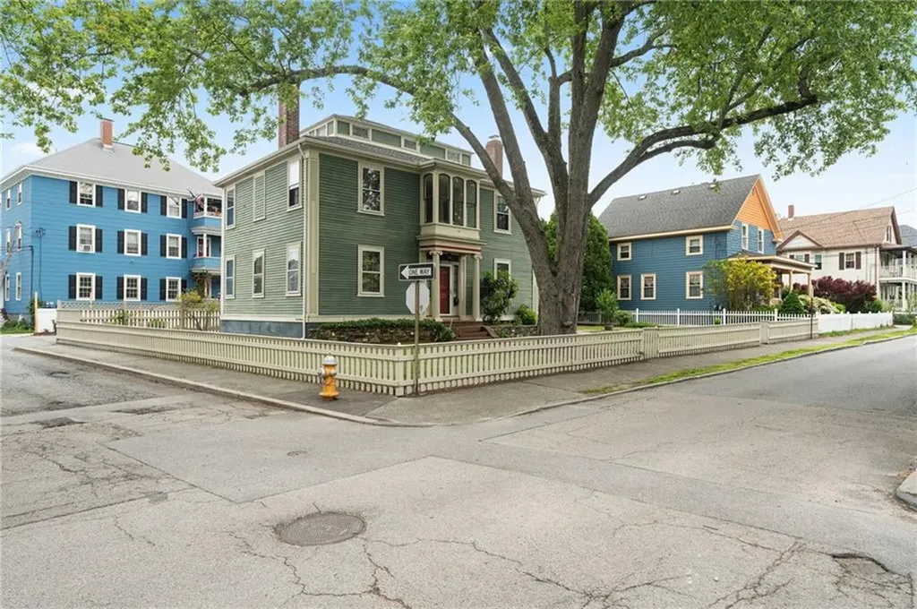 33 Liberty Street Warren RI 02885