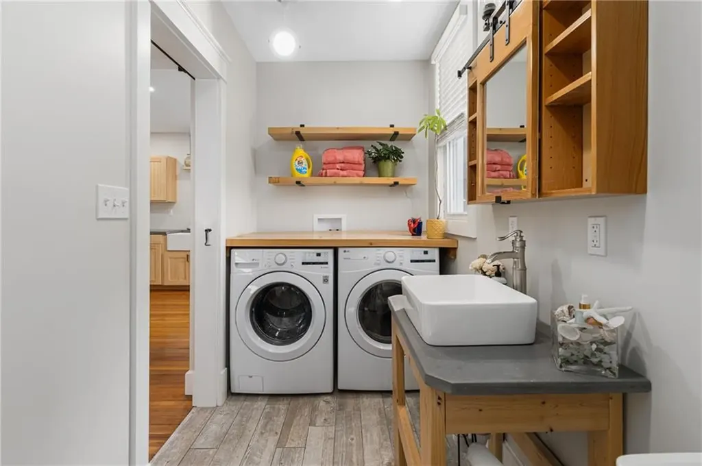 31 Russell Avenue Newport RI 02840