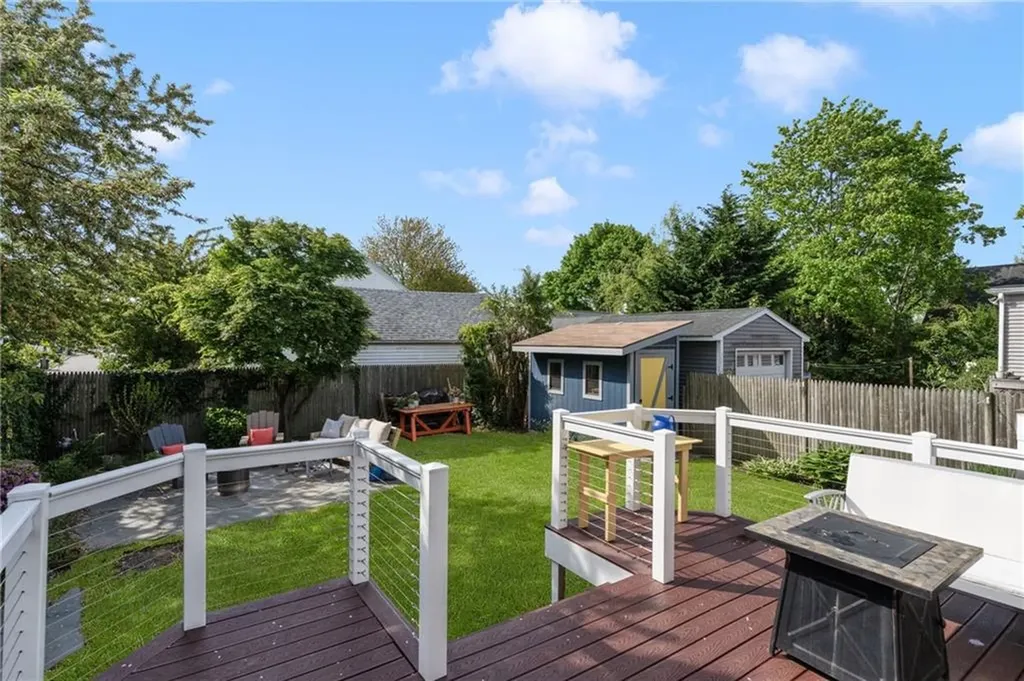 31 Russell Avenue Newport RI 02840