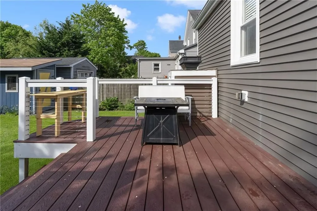 31 Russell Avenue Newport RI 02840