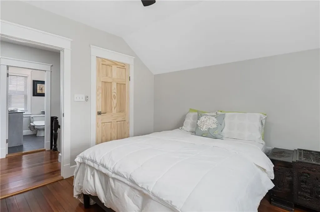 31 Russell Avenue Newport RI 02840