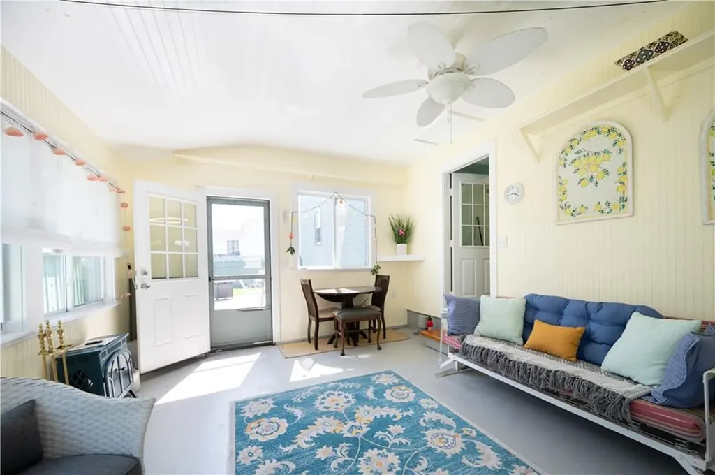 62 Vallette Street Cranston RI 02920