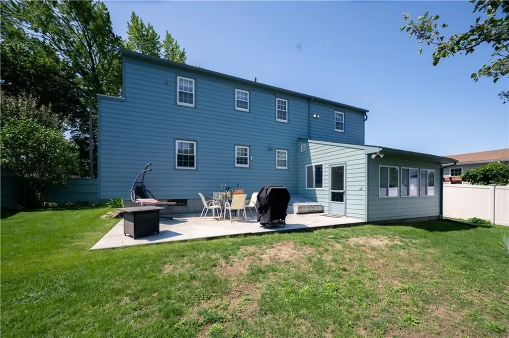 62 Vallette Street Cranston RI 02920