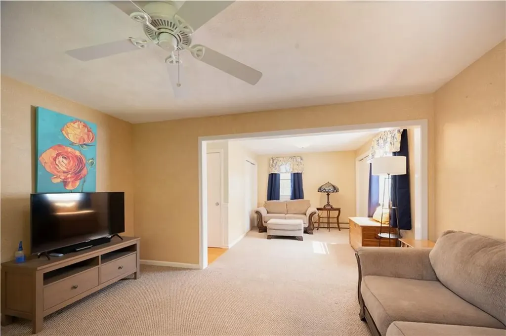 62 Vallette Street Cranston RI 02920