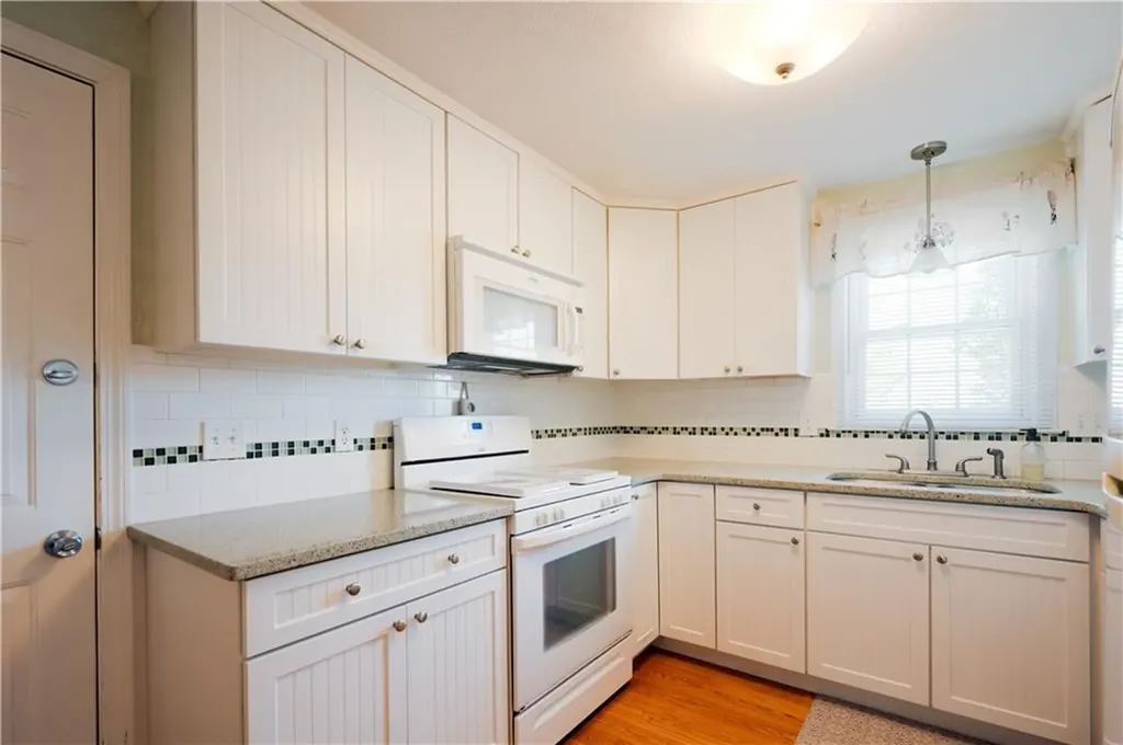 62 Vallette Street Cranston RI 02920