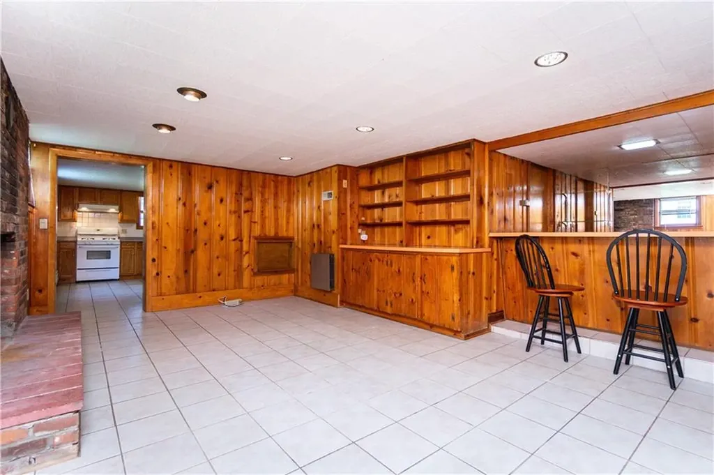 53 Minerva Avenue Cumberland RI 02864