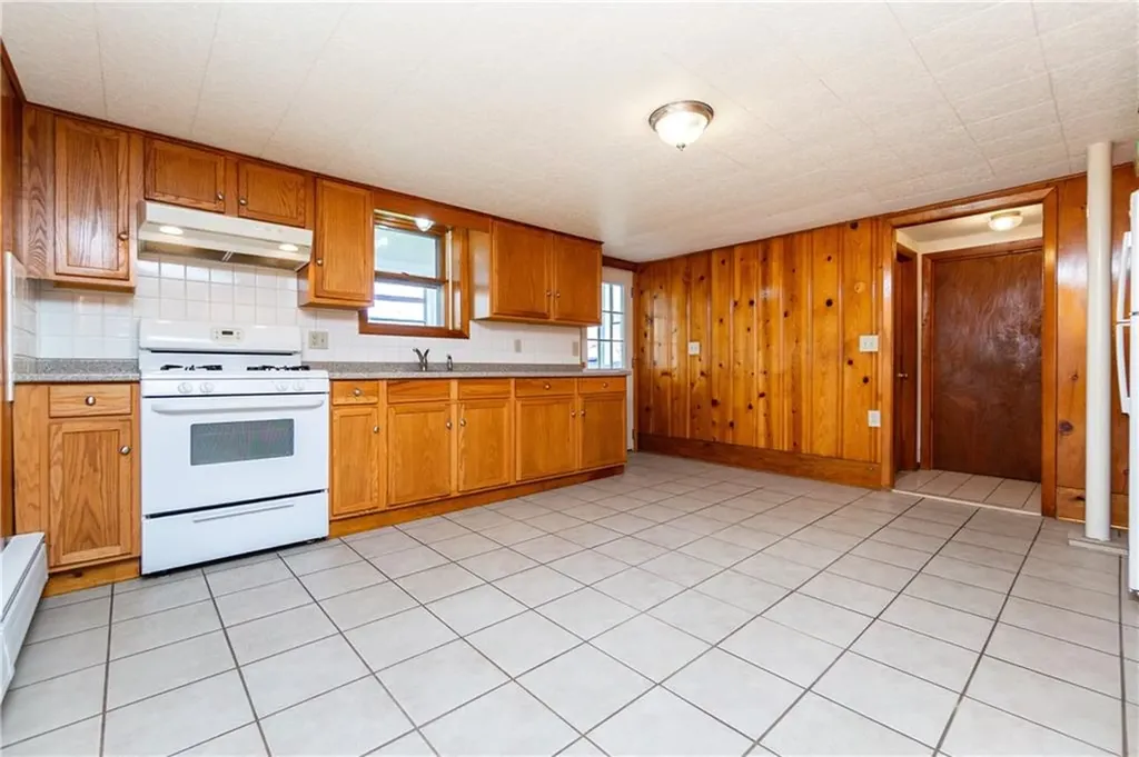 53 Minerva Avenue Cumberland RI 02864