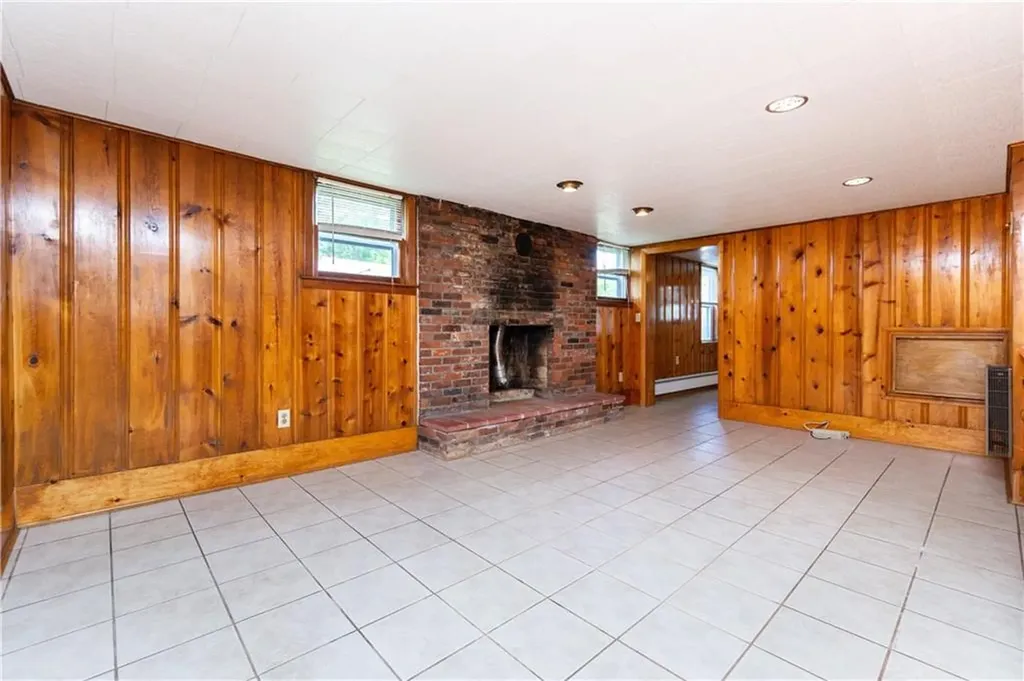 53 Minerva Avenue Cumberland RI 02864