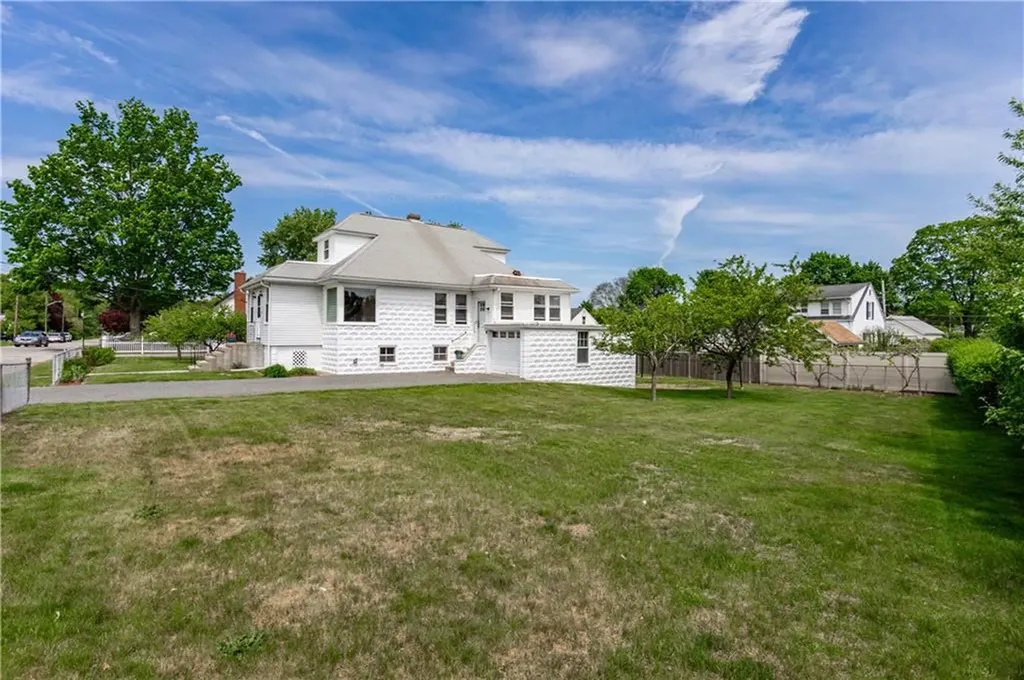 53 Minerva Avenue Cumberland RI 02864