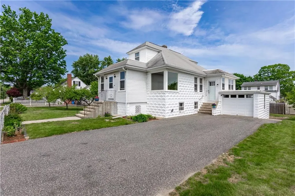 53 Minerva Avenue Cumberland RI 02864