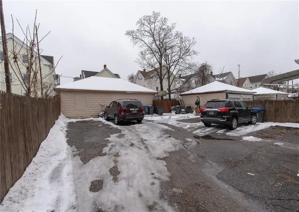 122 Hudson Street Providence RI 02909