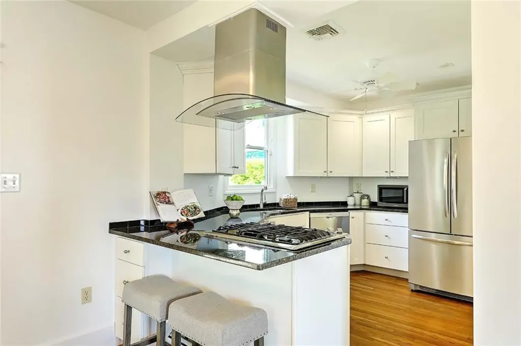 33 Marbury Avenue Pawtucket RI 02860