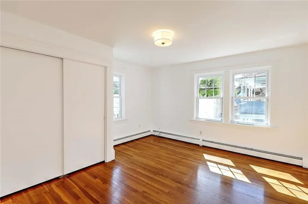 33 Marbury Avenue Pawtucket RI 02860