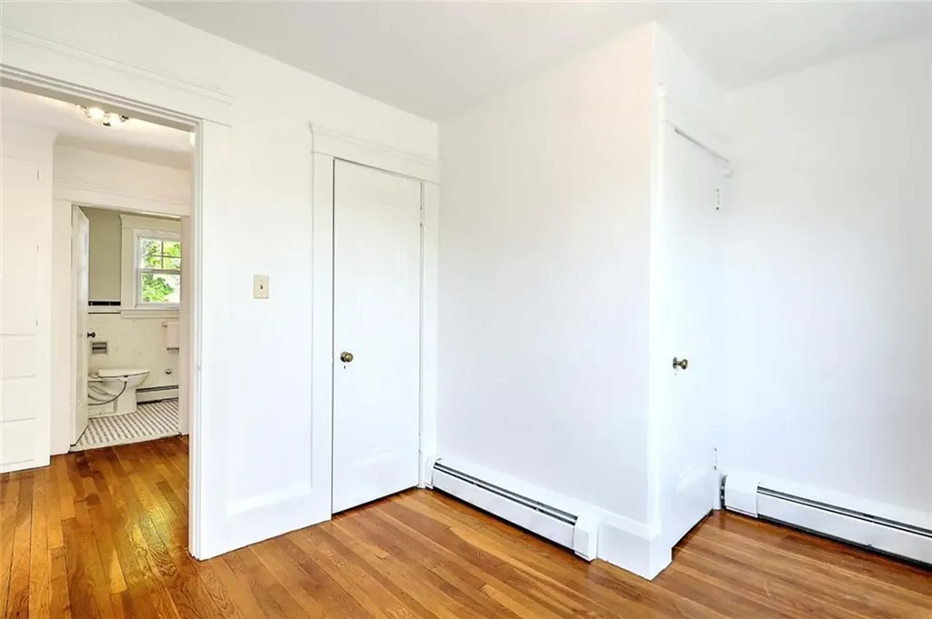 33 Marbury Avenue Pawtucket RI 02860