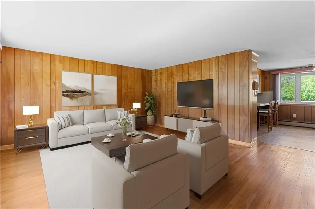23 Mulberry Lane Tiverton RI 02878