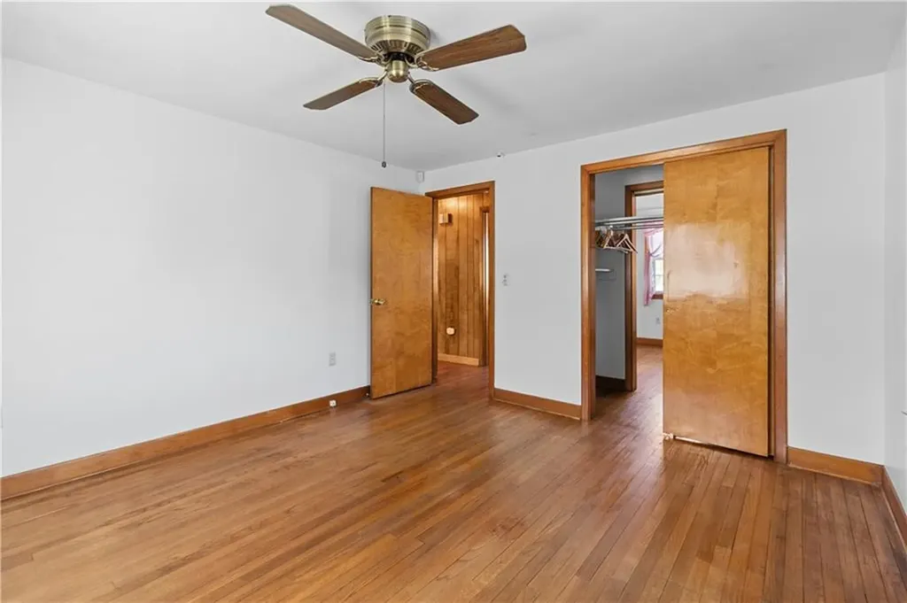 23 Mulberry Lane Tiverton RI 02878