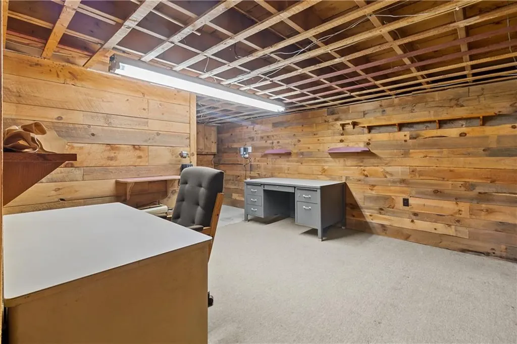 23 Mulberry Lane Tiverton RI 02878