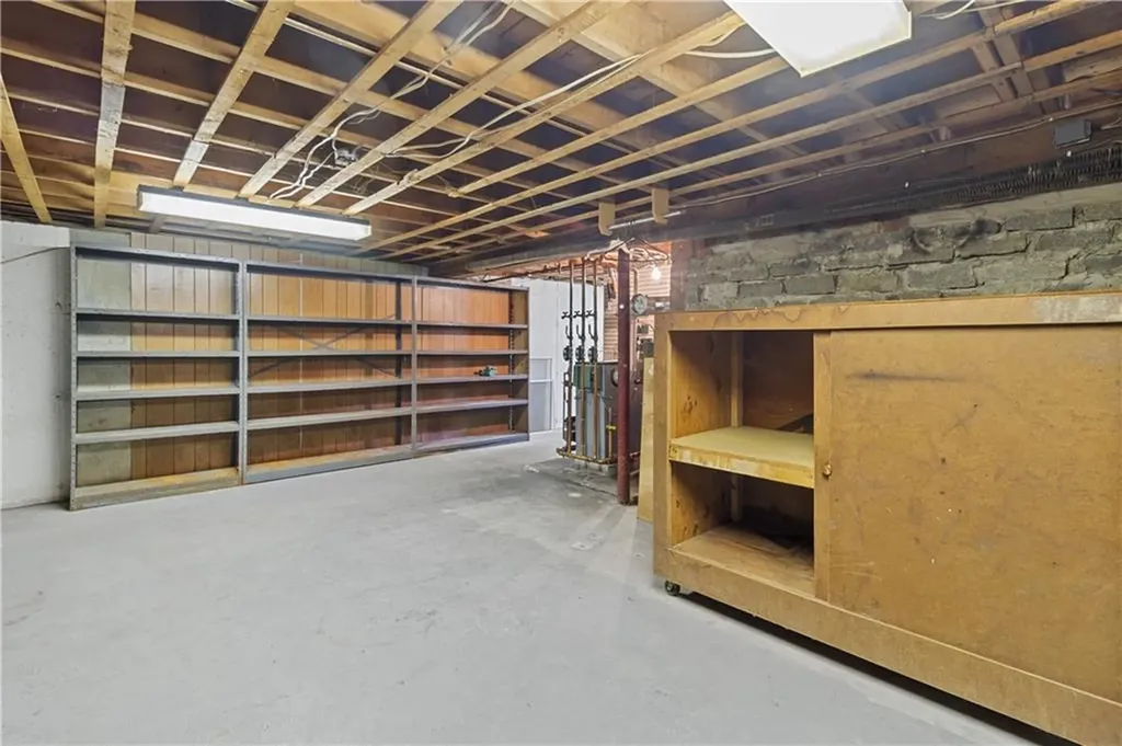 23 Mulberry Lane Tiverton RI 02878