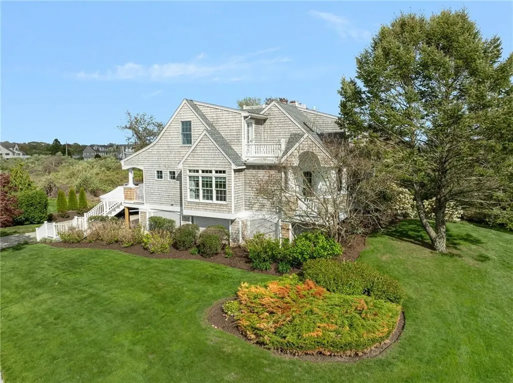 41 West Willow Lane Charlestown RI 02813