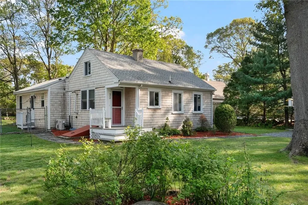 23 Abalone Road North Kingstown RI 02874