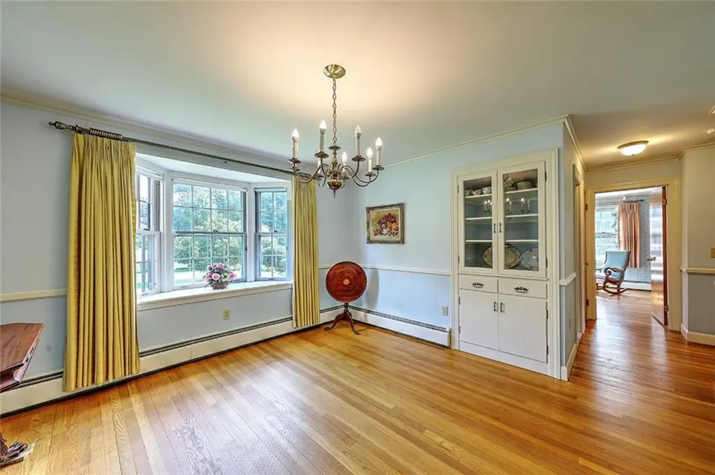66 Westfield Road Warwick RI 02888