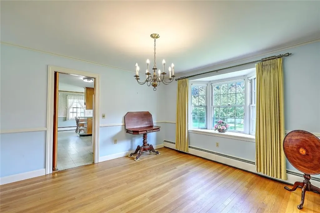 66 Westfield Road Warwick RI 02888