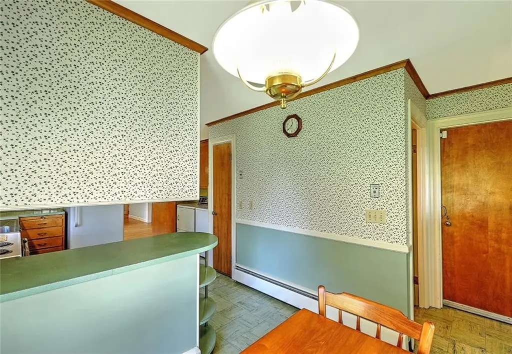 66 Westfield Road Warwick RI 02888