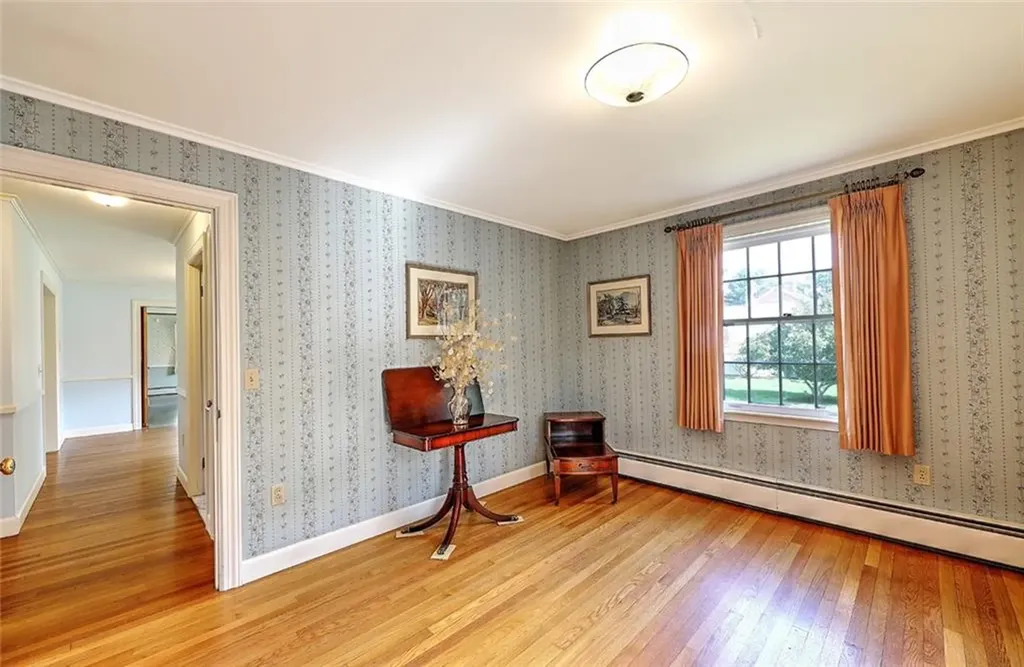 66 Westfield Road Warwick RI 02888