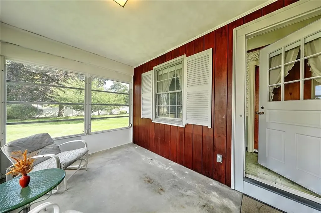 66 Westfield Road Warwick RI 02888